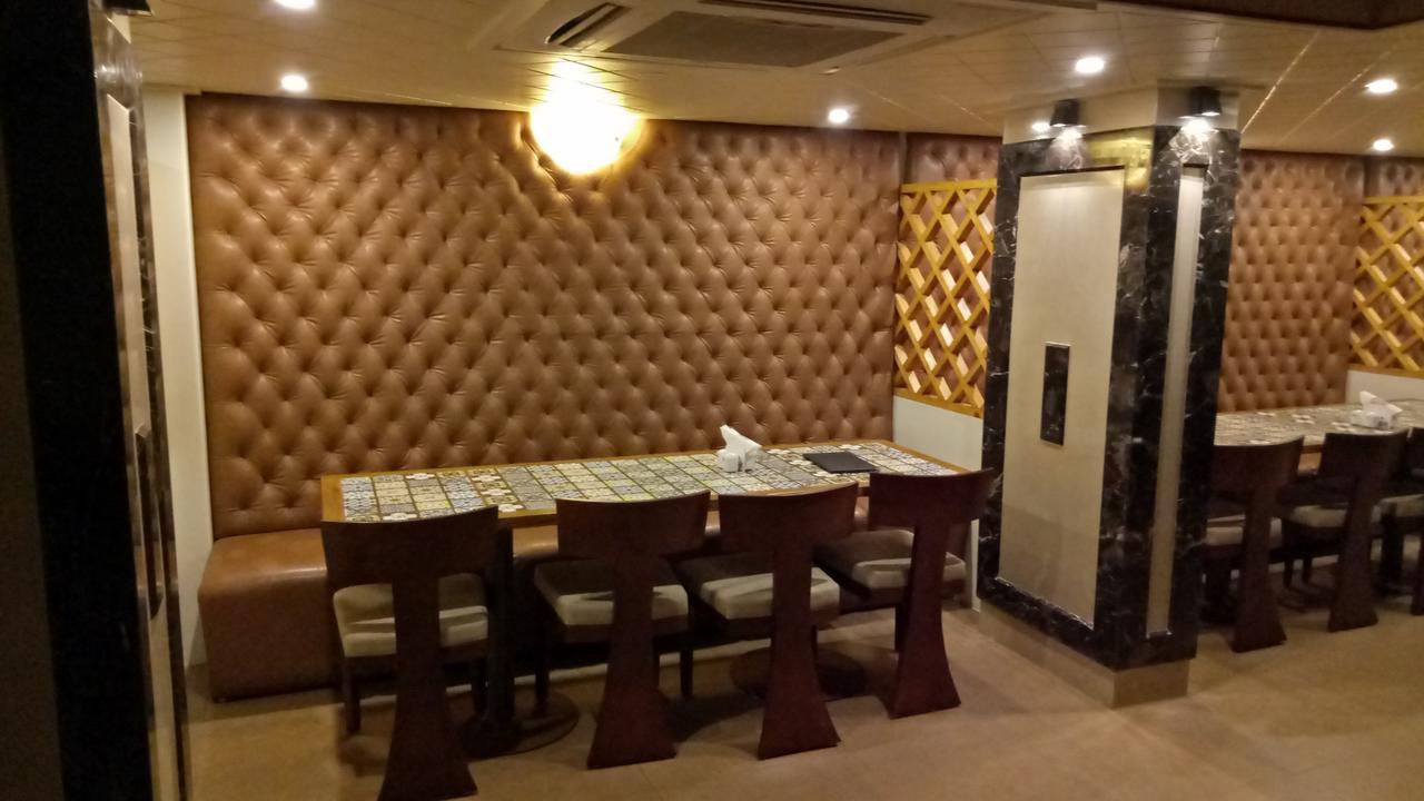 دامان Hotel Umesh المظهر الخارجي الصورة